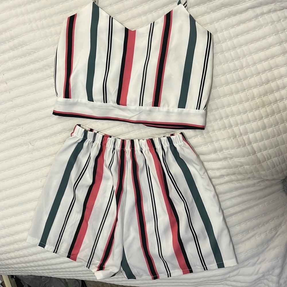 2 piece summer set top and shorts